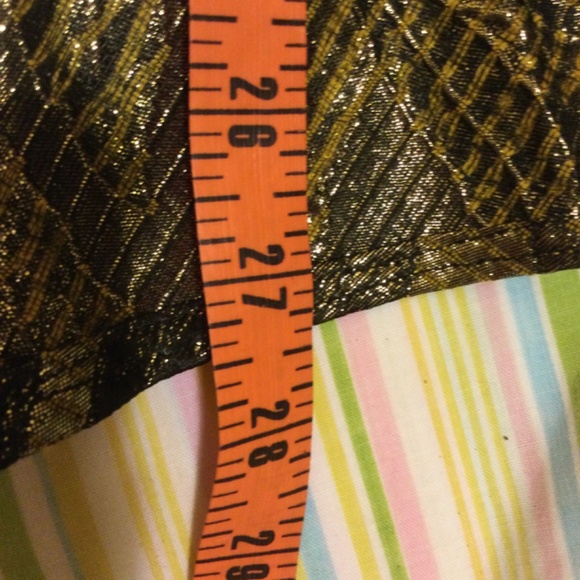 Beautiful Gold and Black Skirt Set - Picture 14 of 14